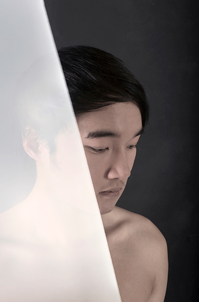 Behind the glass 4 - Copyright Christiane Specht